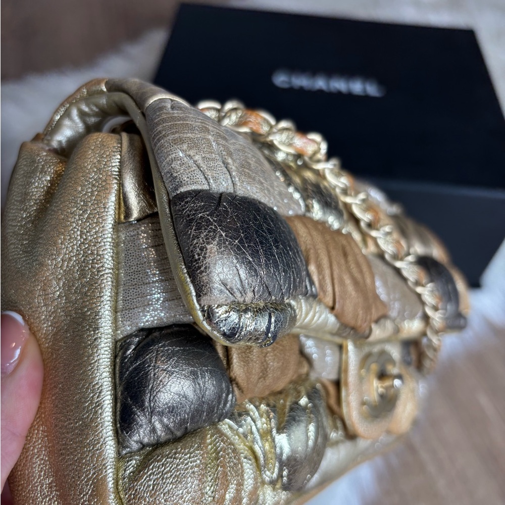 🤎RARE✨ Chanel Gold Bubble Quilt Bag ✨🤎 - Picture 12 of 17